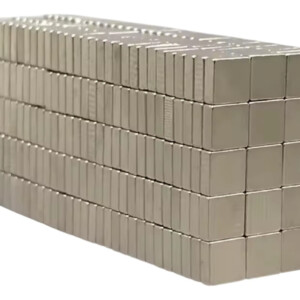 25 Imanes Neodimio Bloque 5mm X 5mm X 2mm N45